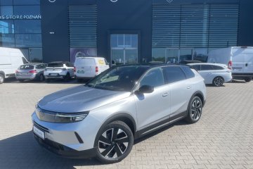 Opel Grandland Hybrid GS 1.2 145KM eDCT6